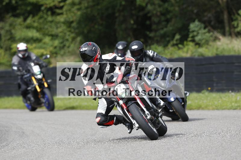 /53 16.09.2025 Track Day Domi Aegerter ADR/Gruppe gruen/63